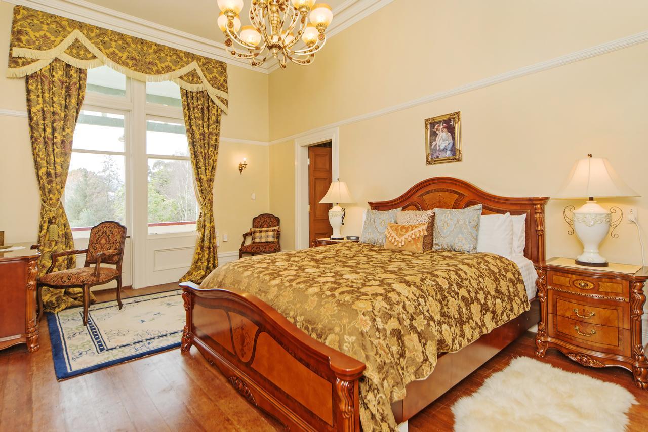 Highden Manor Estate 호텔 파머스턴노스 외부 사진