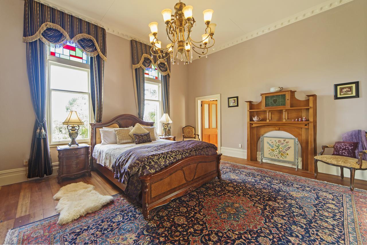 Highden Manor Estate 호텔 파머스턴노스 외부 사진