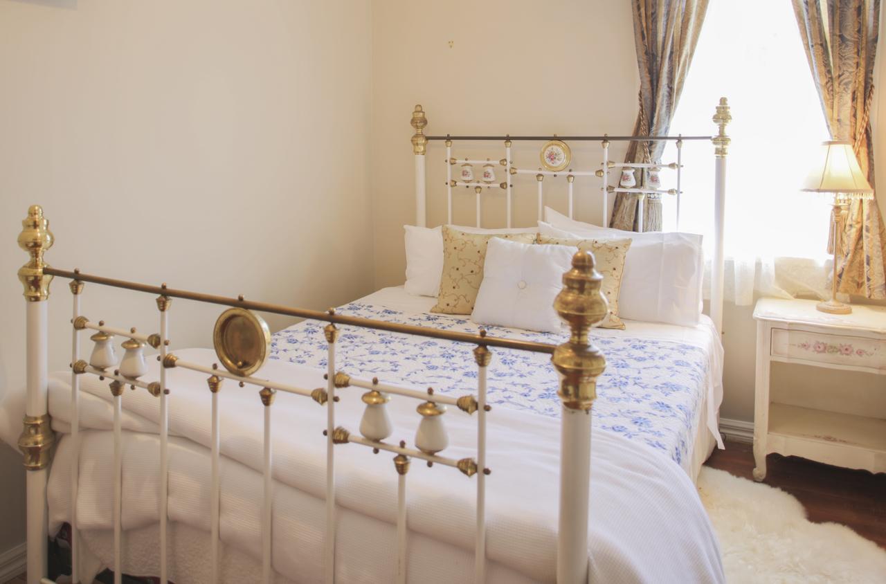 Highden Manor Estate 호텔 파머스턴노스 외부 사진