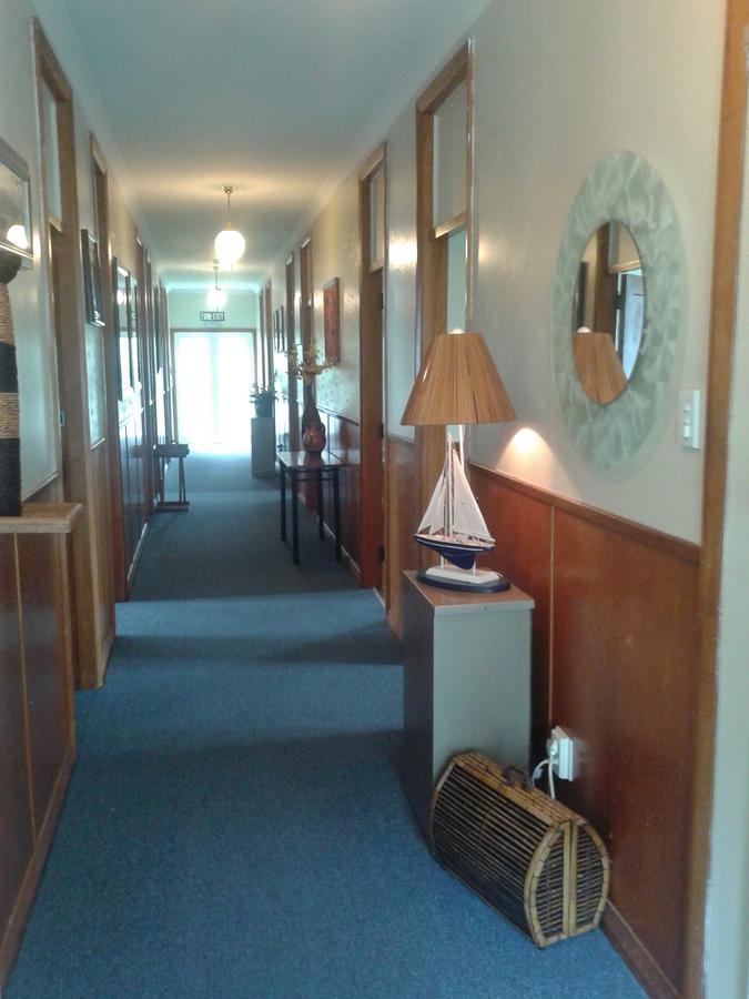 Highden Manor Estate 호텔 파머스턴노스 외부 사진