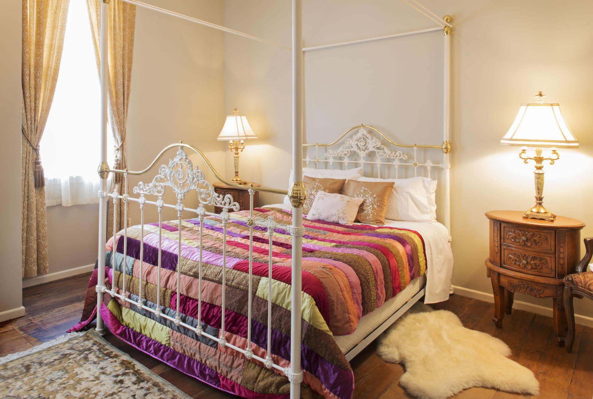 Highden Manor Estate 호텔 파머스턴노스 외부 사진