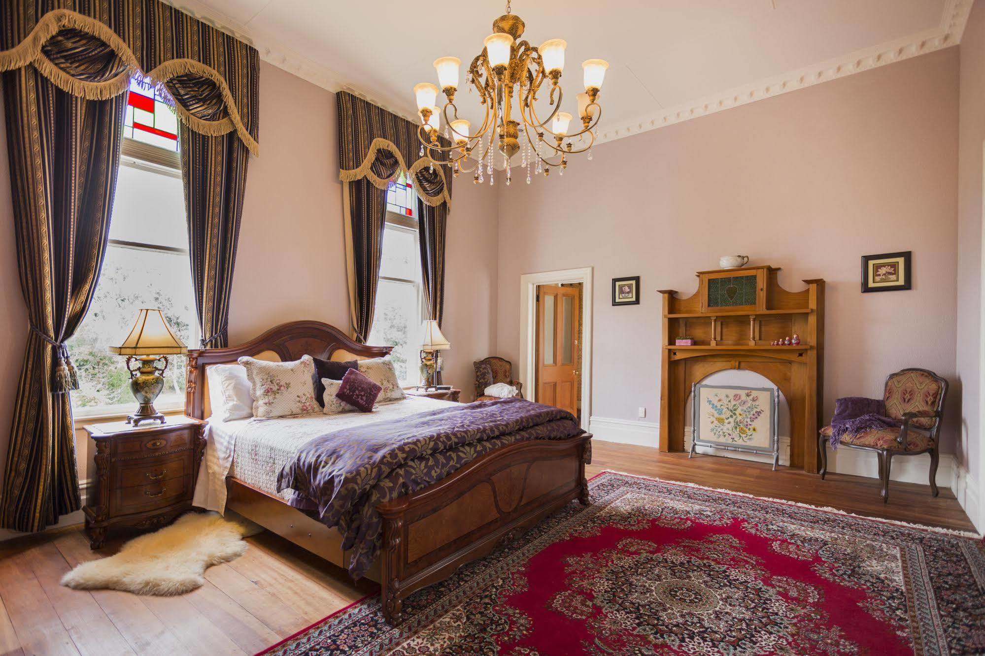 Highden Manor Estate 호텔 파머스턴노스 외부 사진